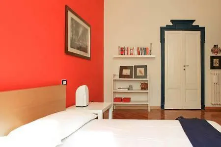 Appartamento Centro Storico Corso Magenta Cadorna Milan Italy