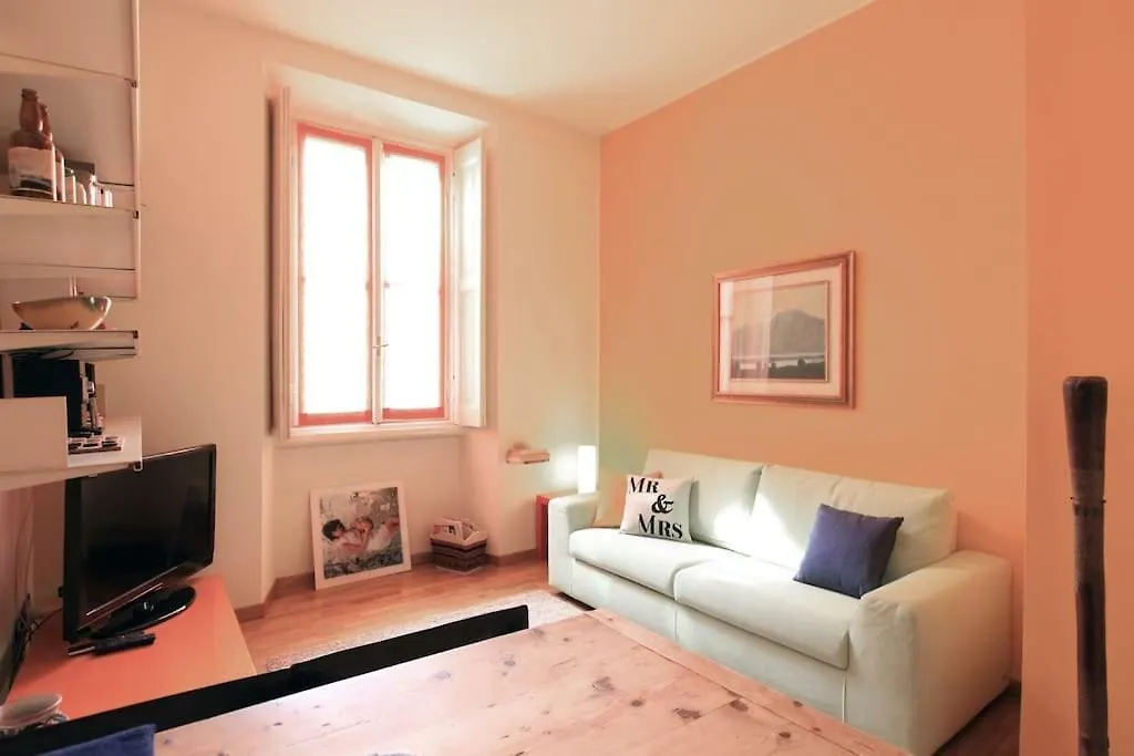 Apartment Appartamento Centro Storico Corso Magenta Cadorna Milan